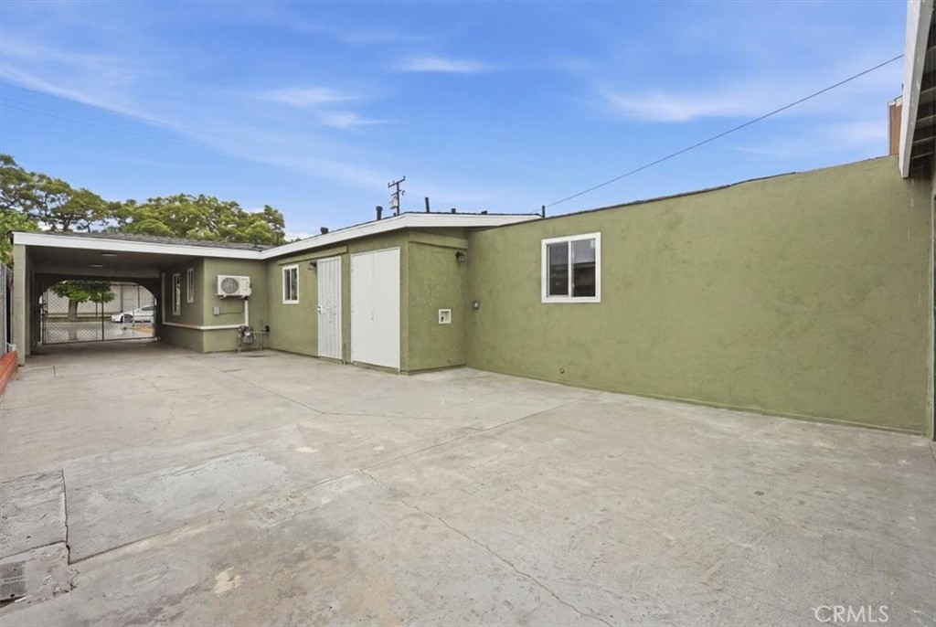 2470 Webster Property Photo 25