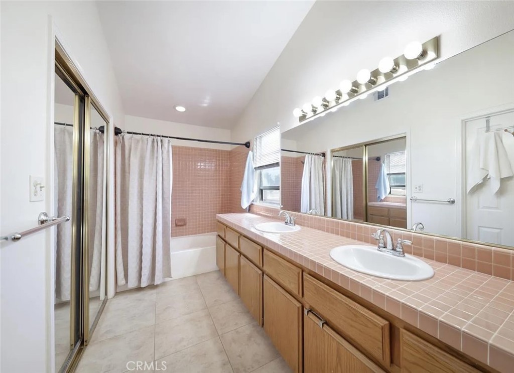 10205 Single Oak Drive Property Photo 17