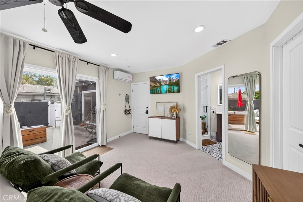 1220 Maple Property Photo 21