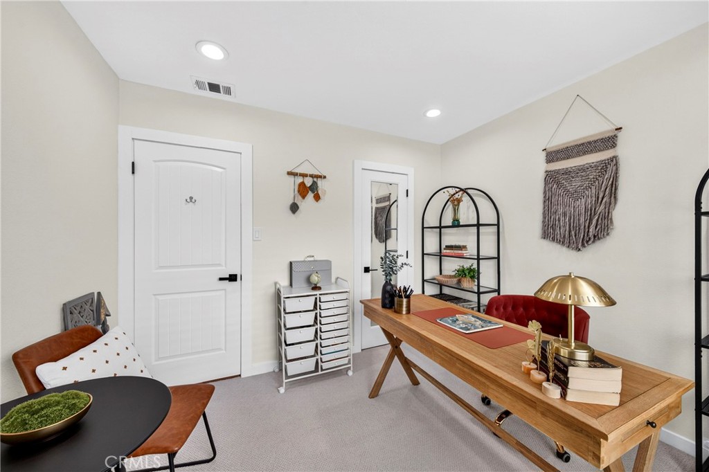 1220 Maple Property Photo 30