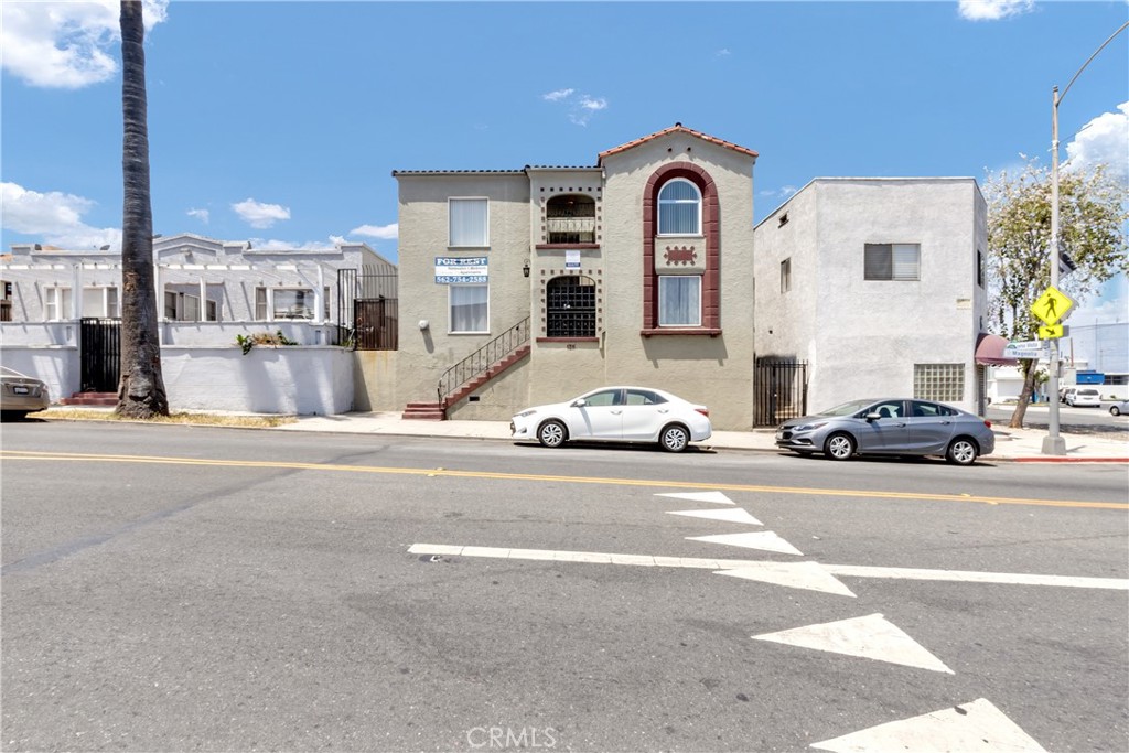 1211 Magnolia Avenue Property Photo 1