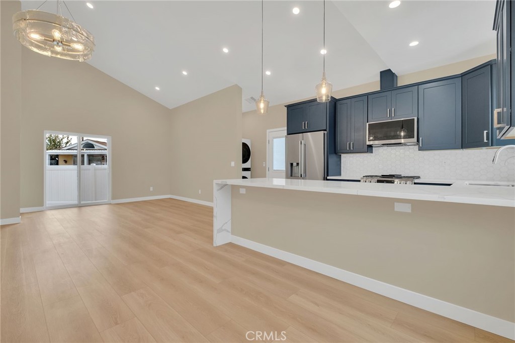 2605 Dalemead Street Property Photo 5