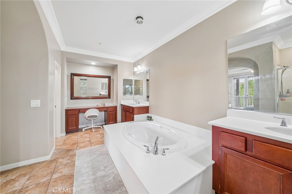 4468 Owens Street 101 Property Photo 11