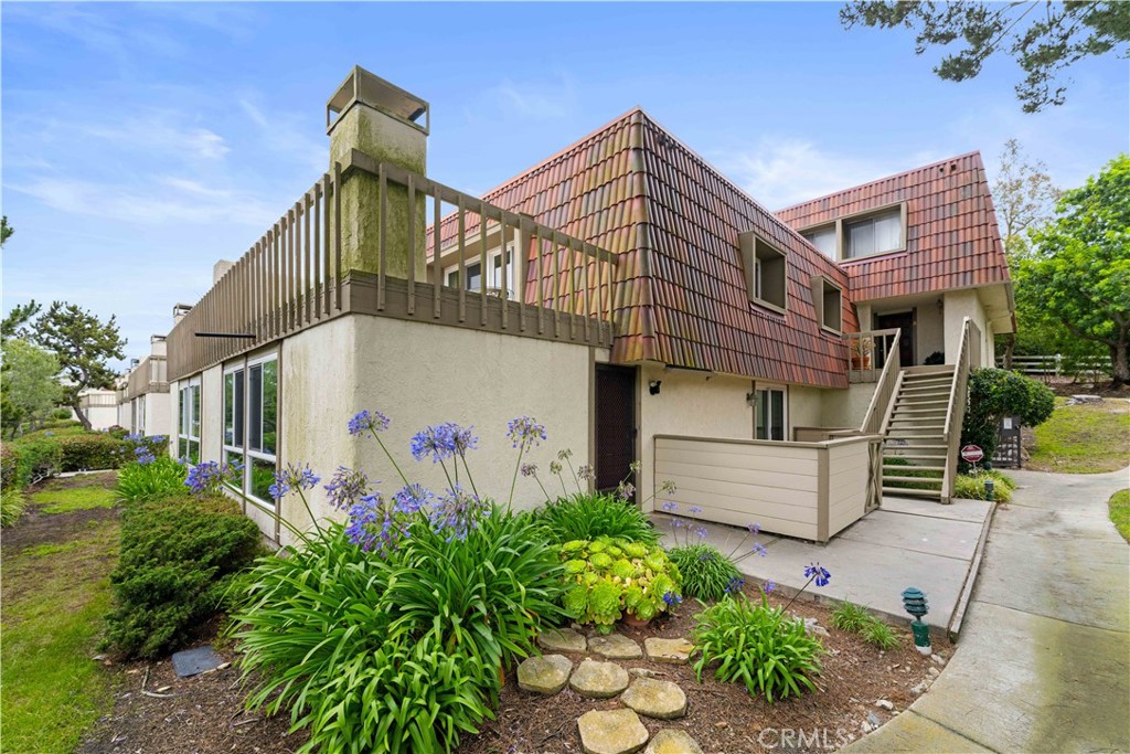 1 Cresta Verde Drive Property Photo 1