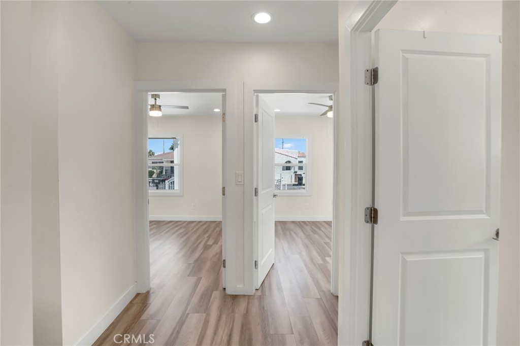 1247 N Neptune Avenue Property Photo 11
