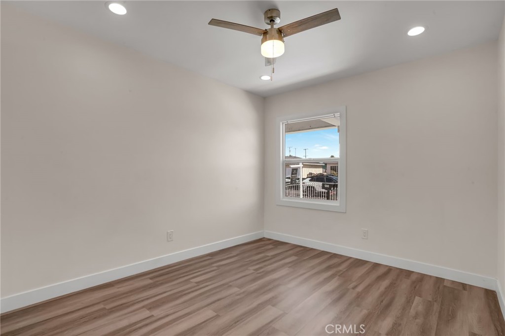 1247 N Neptune Avenue Property Photo 12