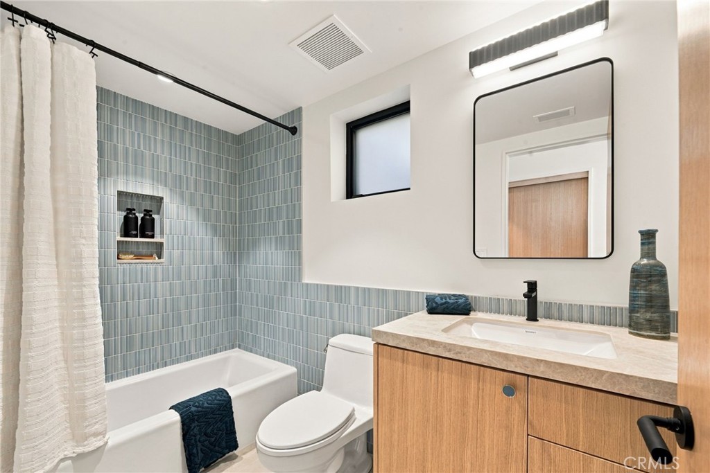 2451 Silverstrand Property Photo 25