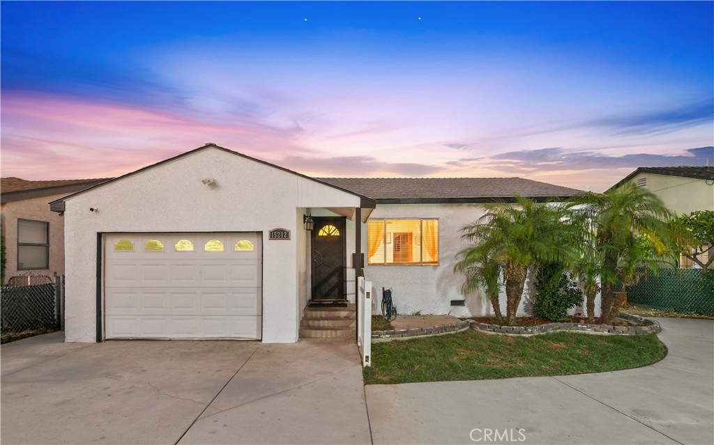 15212 Arcturus Avenue Property Photo 2