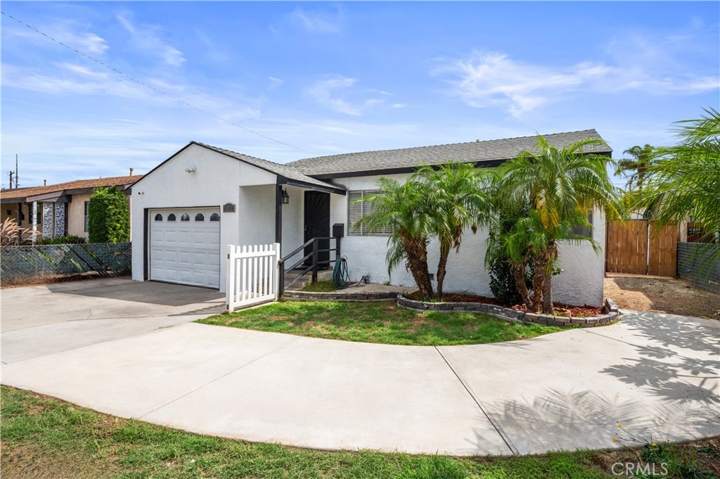 15212 Arcturus Avenue Property Photo 8