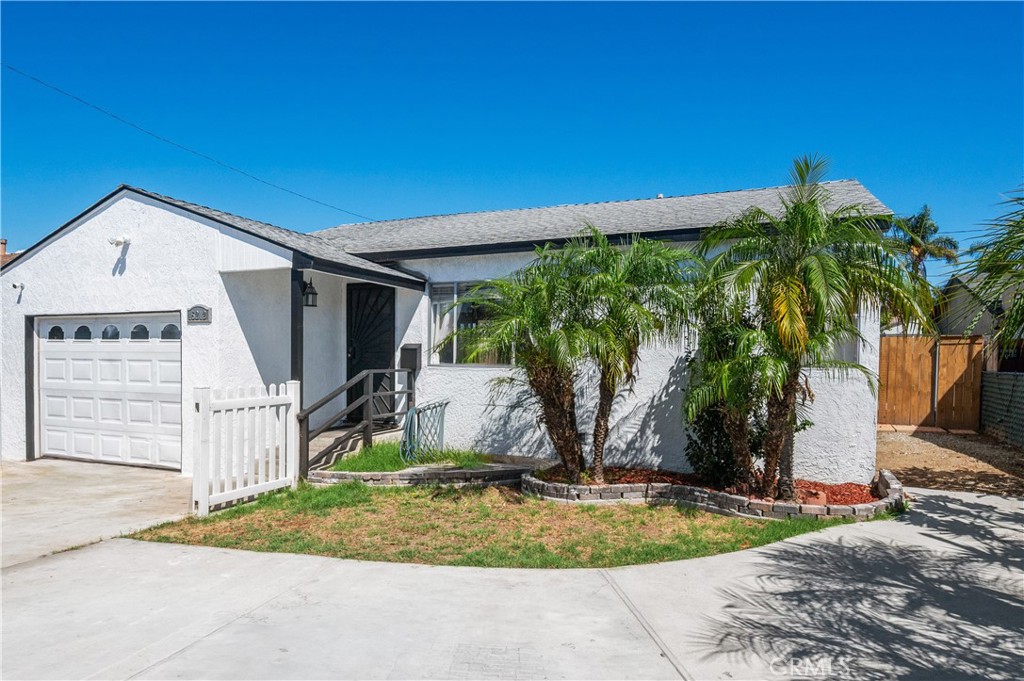 15212 Arcturus Avenue Property Photo 9