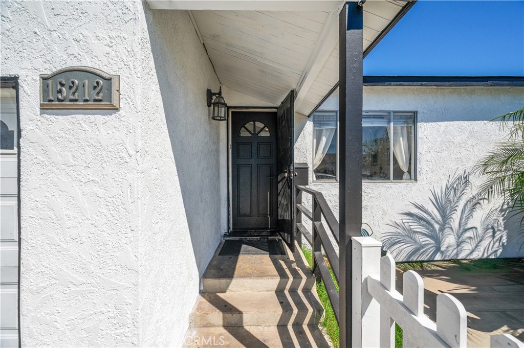 15212 Arcturus Avenue Property Photo 12