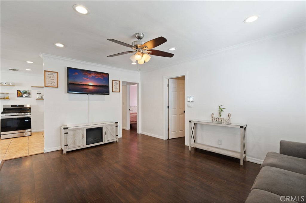 15212 Arcturus Avenue Property Photo 14