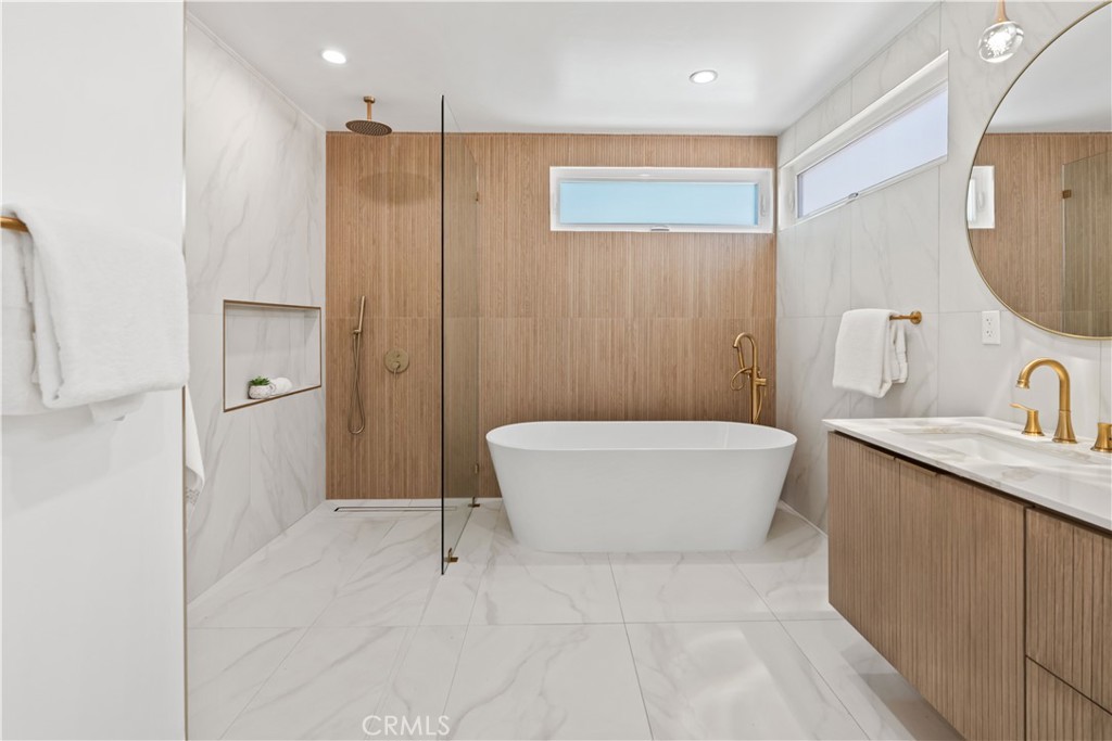 3643 Olympiad Property Photo 15