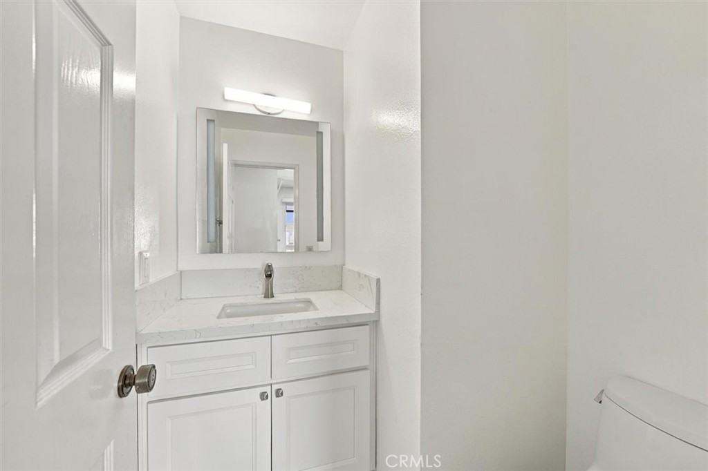 2595 Plaza Del Amo 420 Property Photo 20