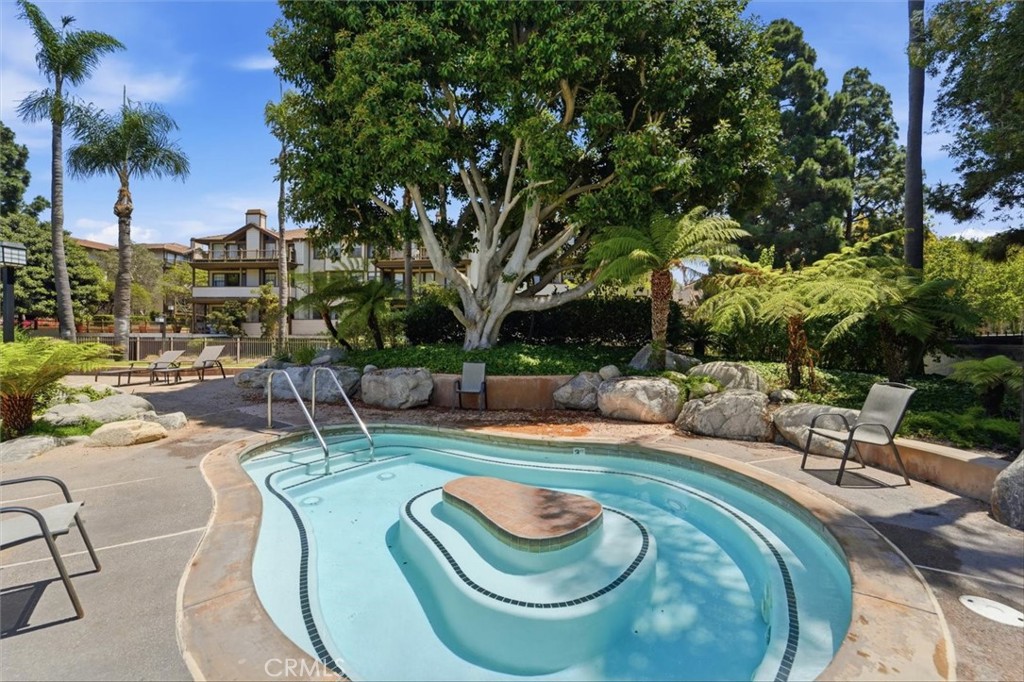 2595 Plaza Del Amo 420 Property Photo 51