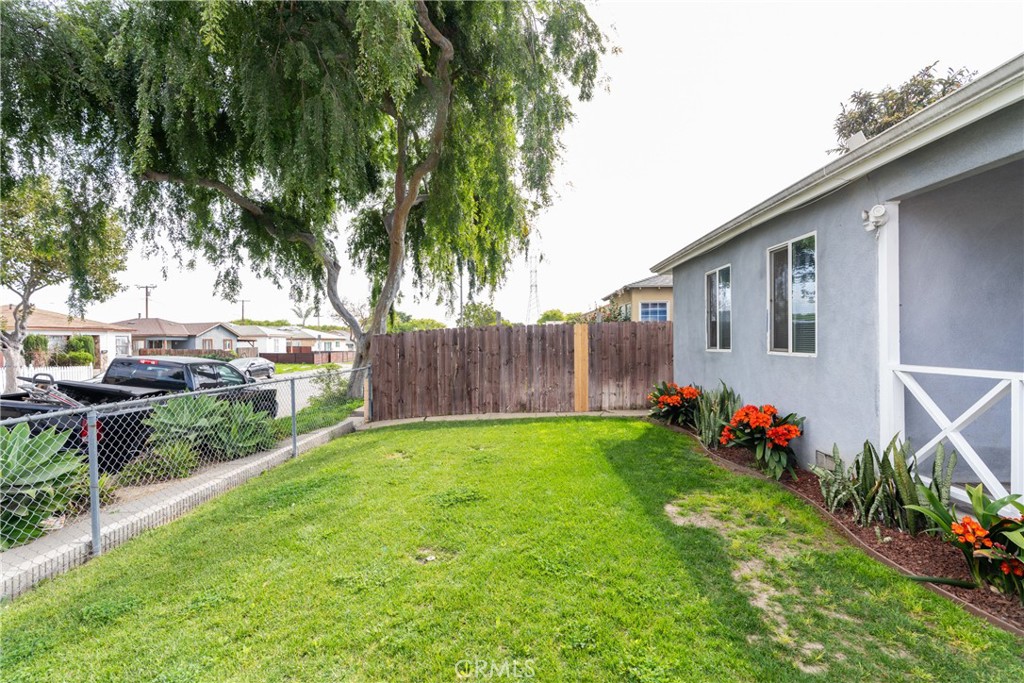 626 E 138th Street Property Photo 3