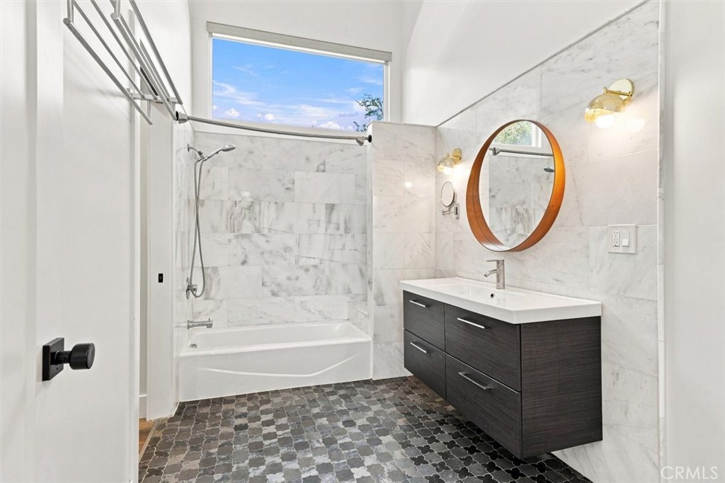 22209 Denker Property Photo 64