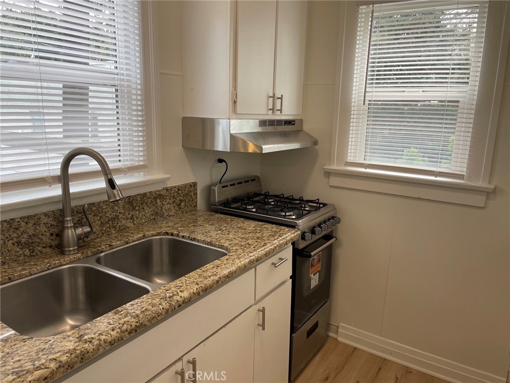 920 N Park Property Photo 30