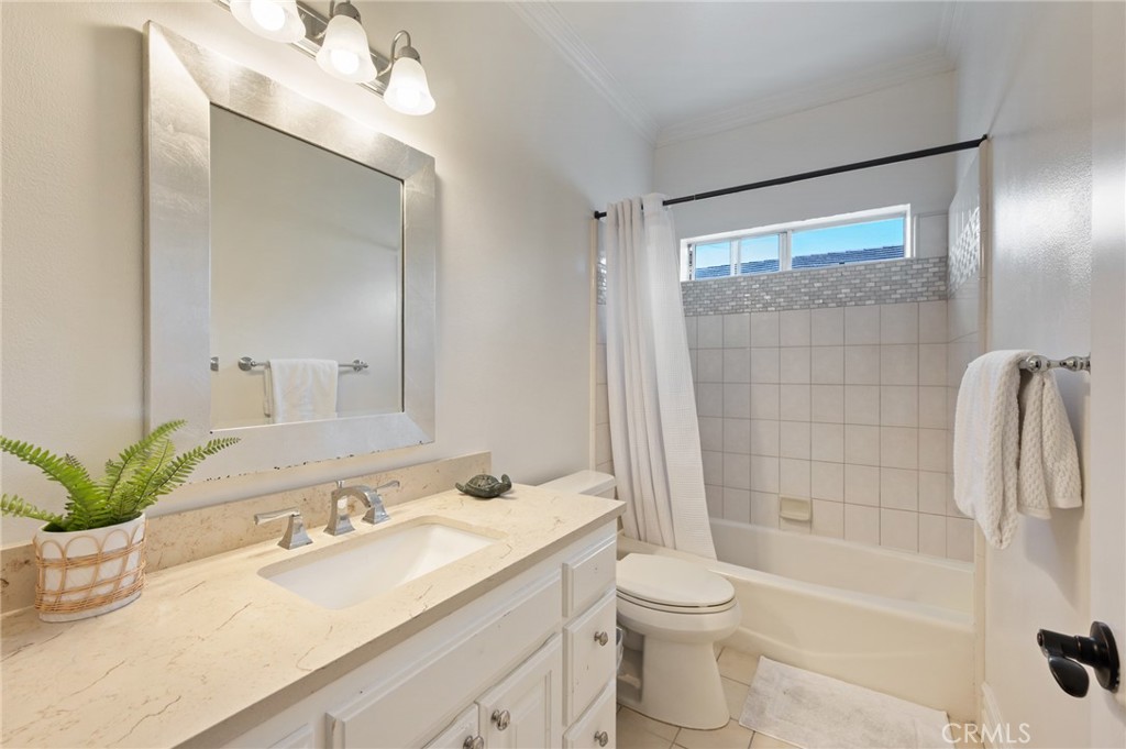 1619 6th Property Photo 24