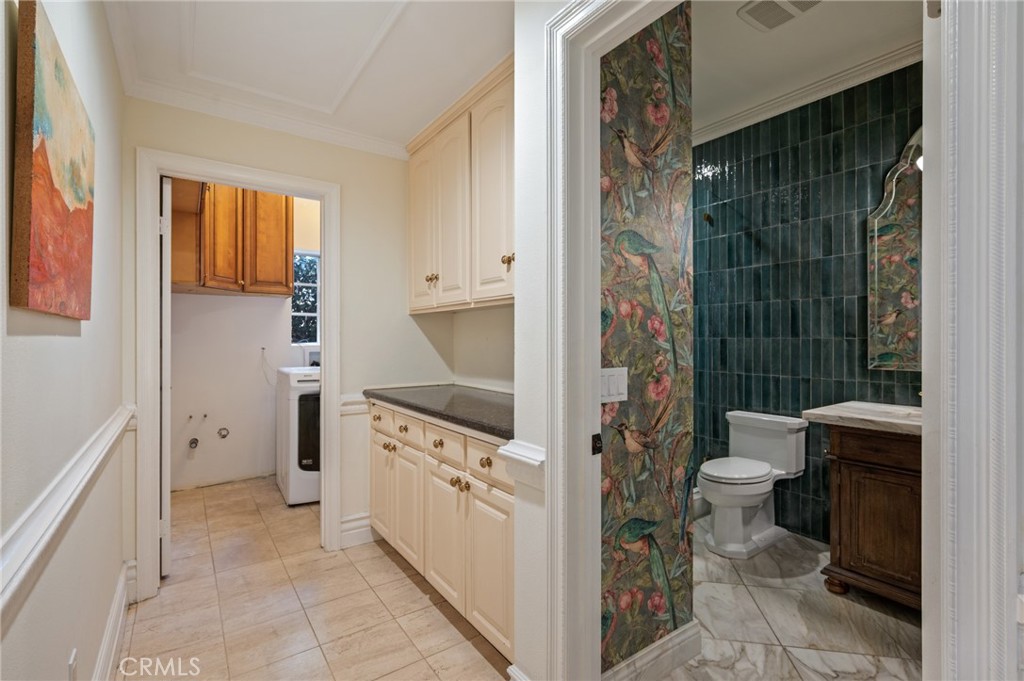1619 6th Property Photo 30