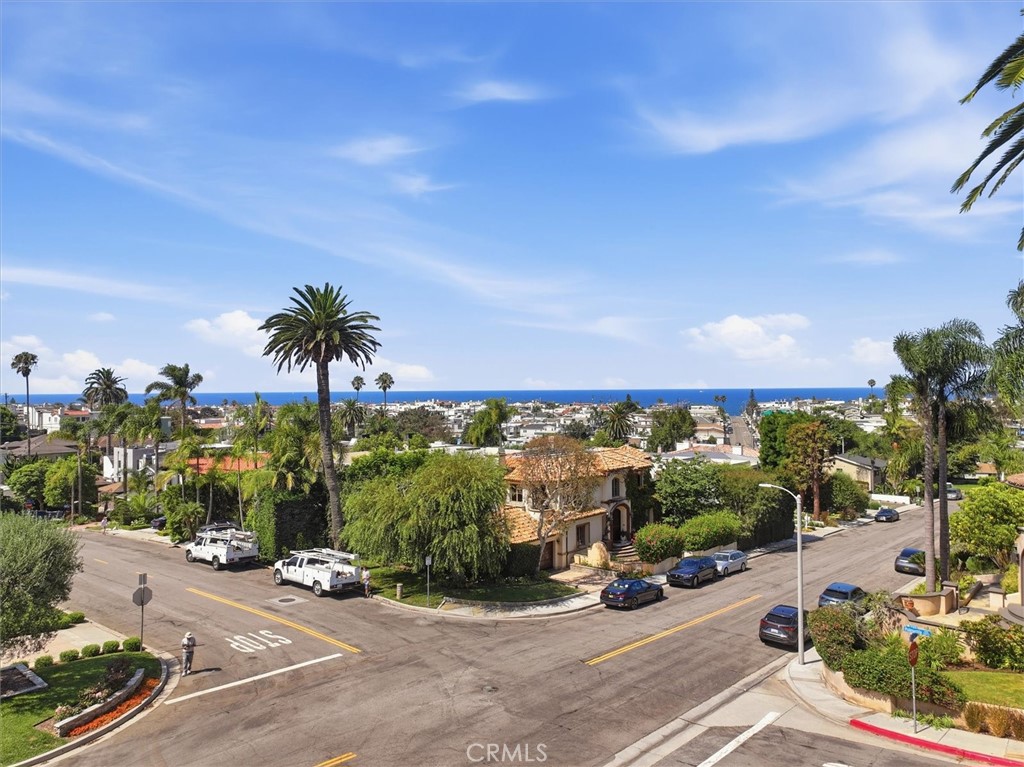 214 S Poinsettia Avenue Property Photo 6