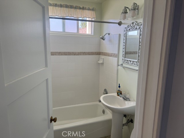 2120 Santa Fe Avenue Property Photo 10