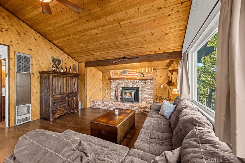 1627 Baldwin Lake Property Photo 4