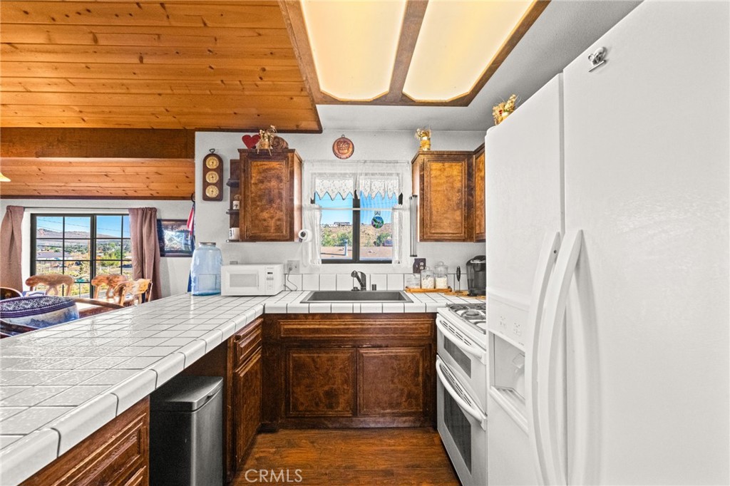 1627 Baldwin Lake Property Photo 14