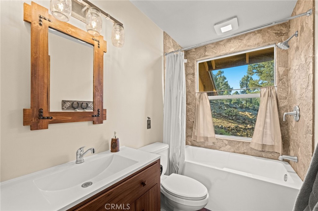 1627 Baldwin Lake Property Photo 17