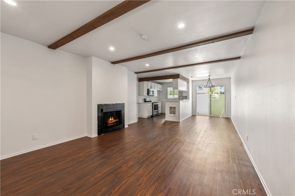 415 S Prospect Avenue 218 Property Photo 6