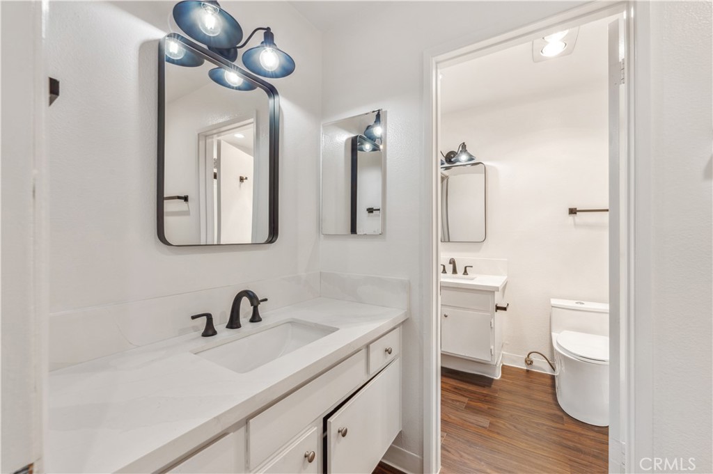 415 S Prospect Avenue 218 Property Photo 16