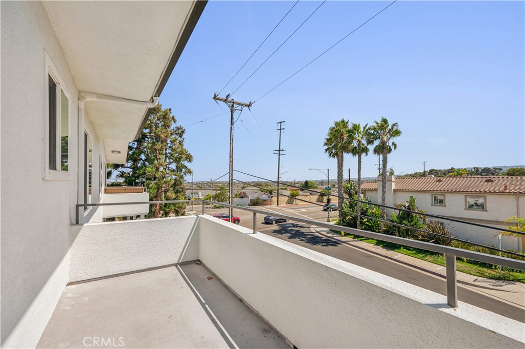 415 S Prospect Avenue 218 Property Photo 17