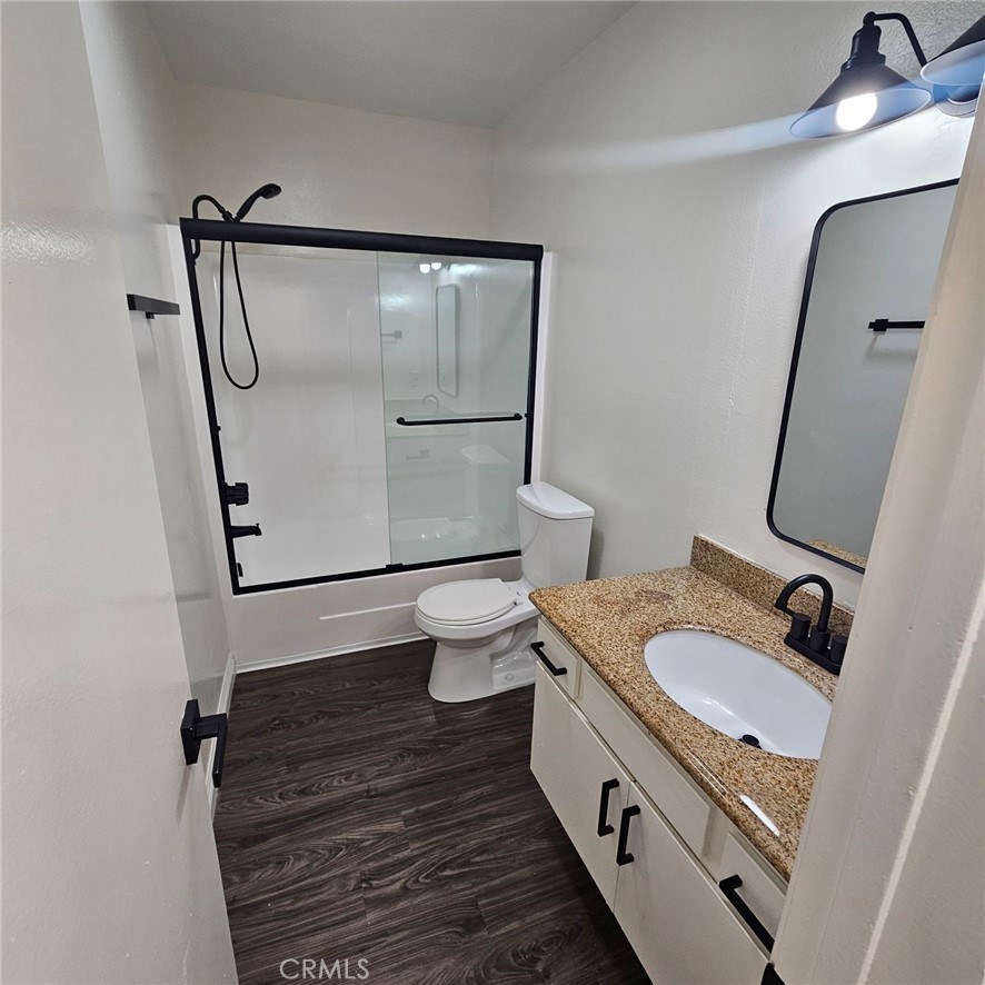209 S Prospect Avenue 105 Property Photo 4