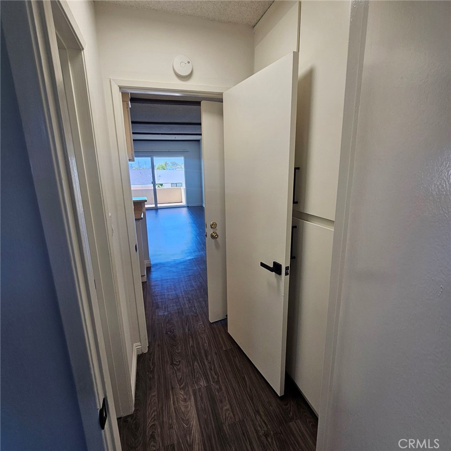 209 S Prospect Avenue 105 Property Photo 6