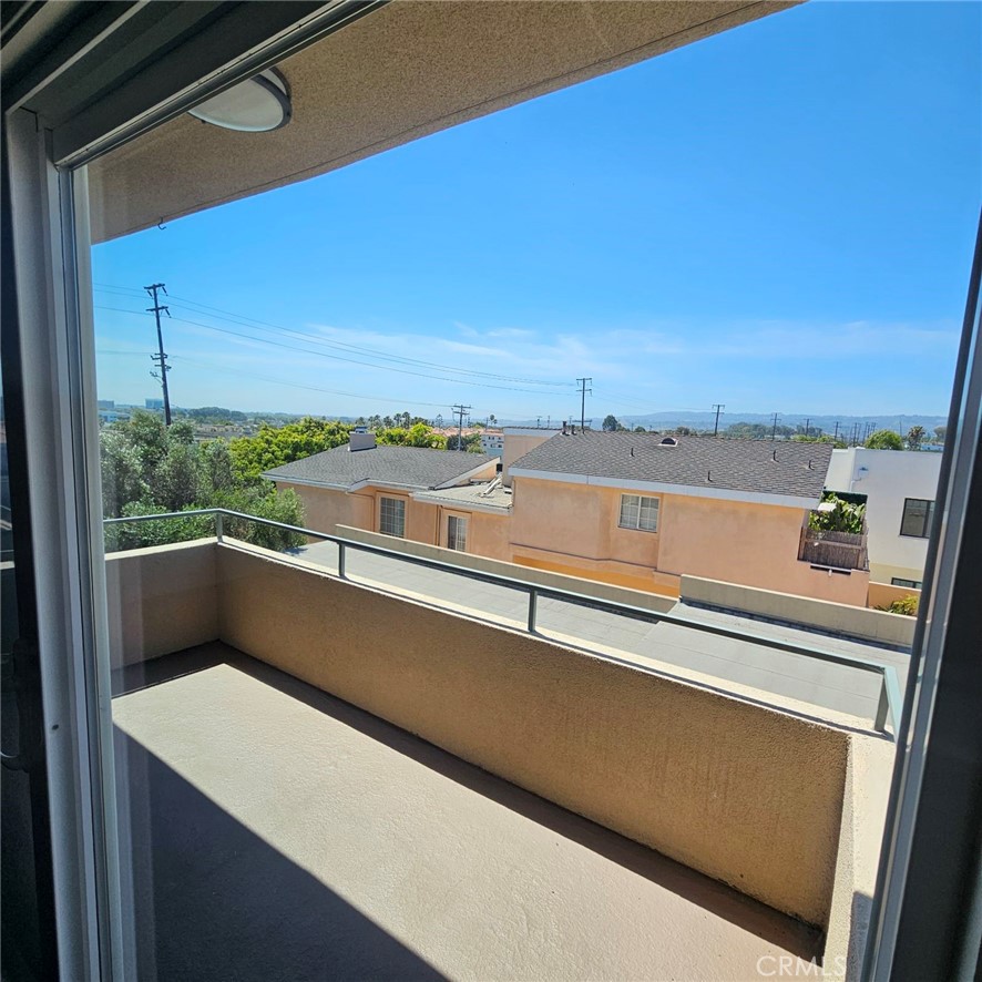 209 S Prospect Avenue 105 Property Photo 8
