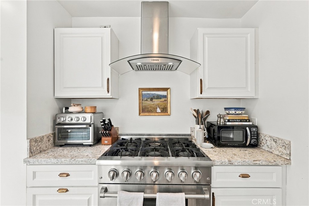 4904 W 123rd Property Photo 10