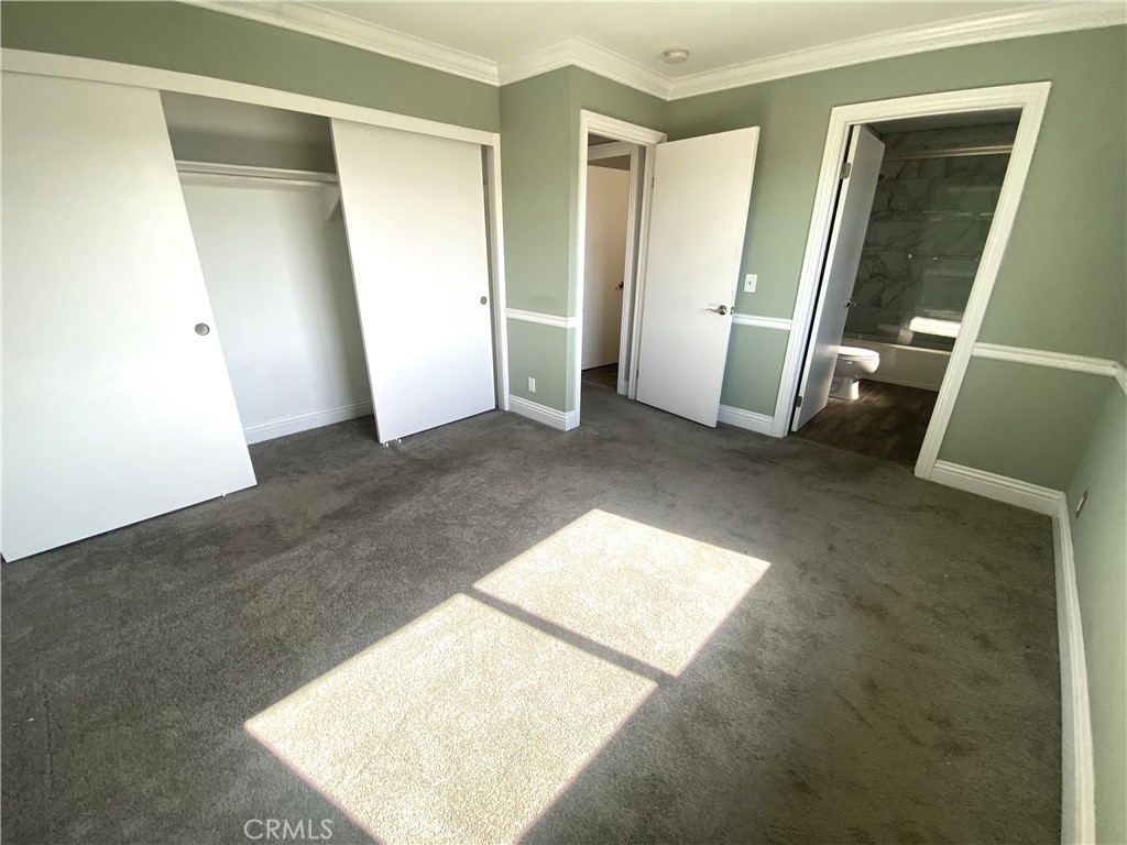 1718 252nd Property Photo 10