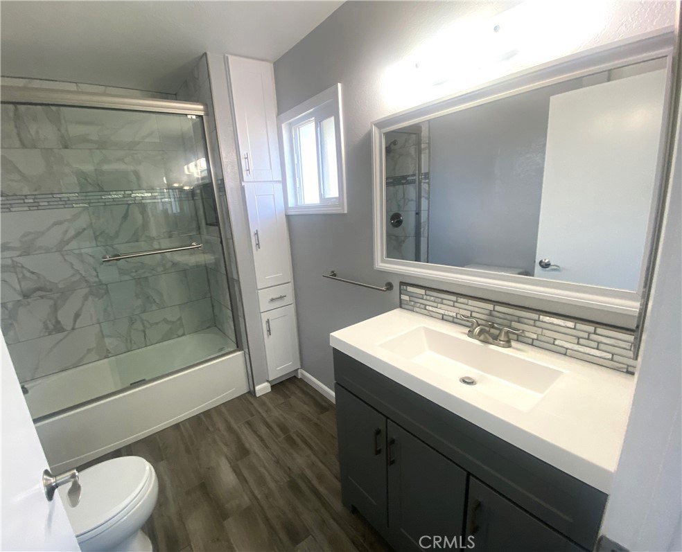 1718 252nd Property Photo 11