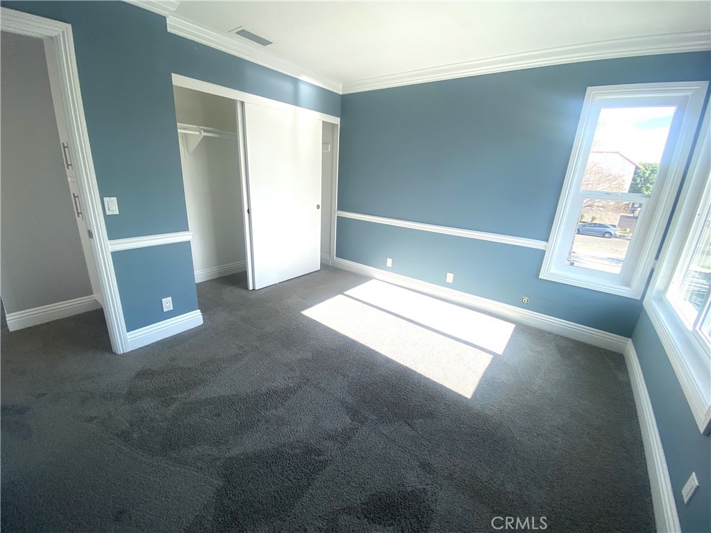 1718 252nd Property Photo 13