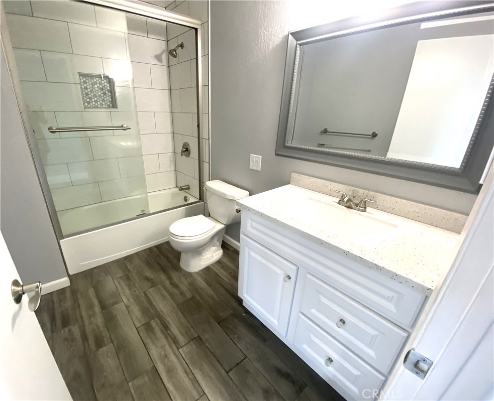 1718 252nd Property Photo 14
