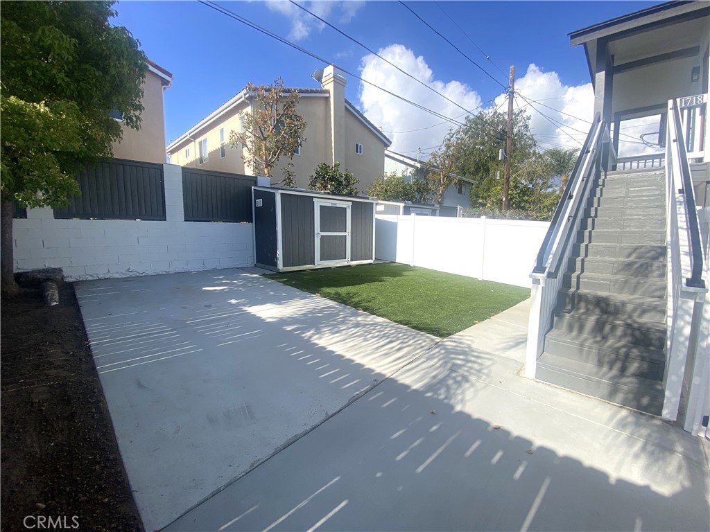 1718 252nd Property Photo 16