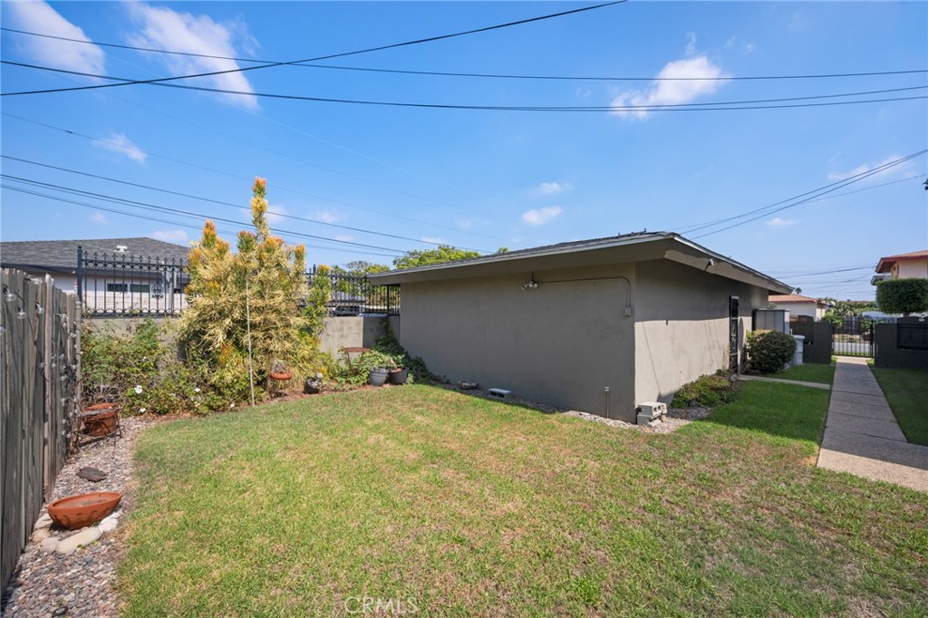 2039 Marine Property Photo 58