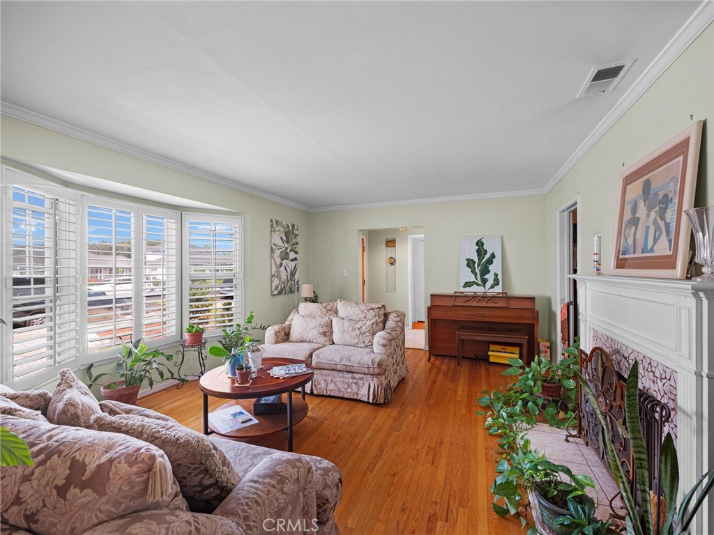 9526 S 4th Ave Property Photo 11