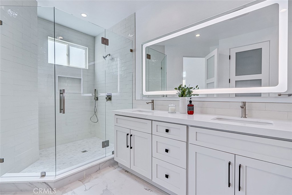 2018 Grant Avenue B Property Photo 22
