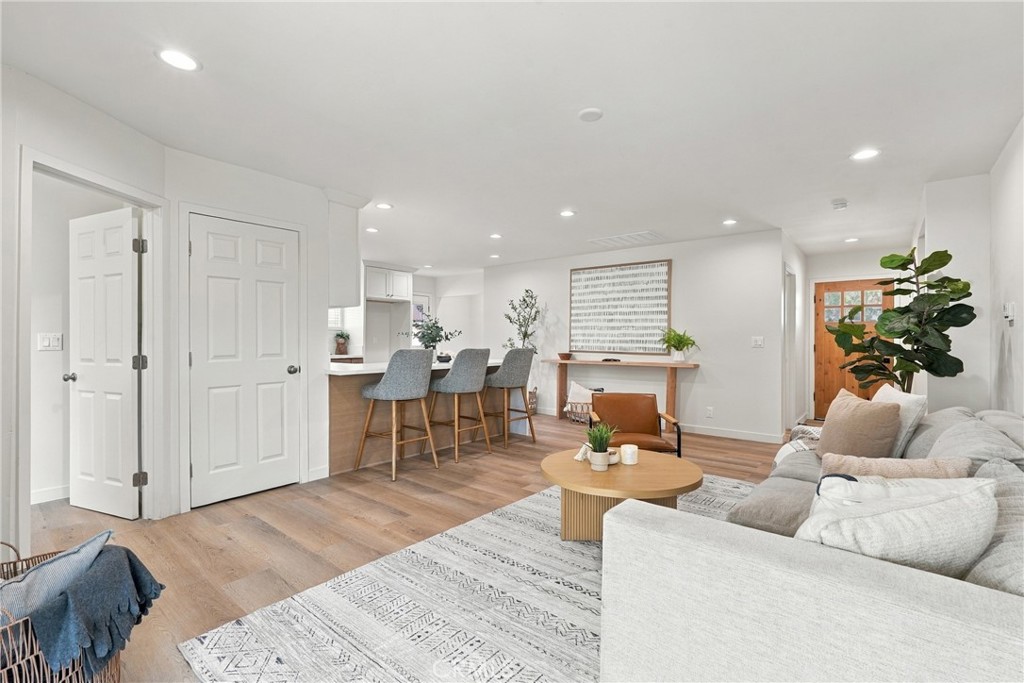 17217 S Hoover Street Property Photo 10