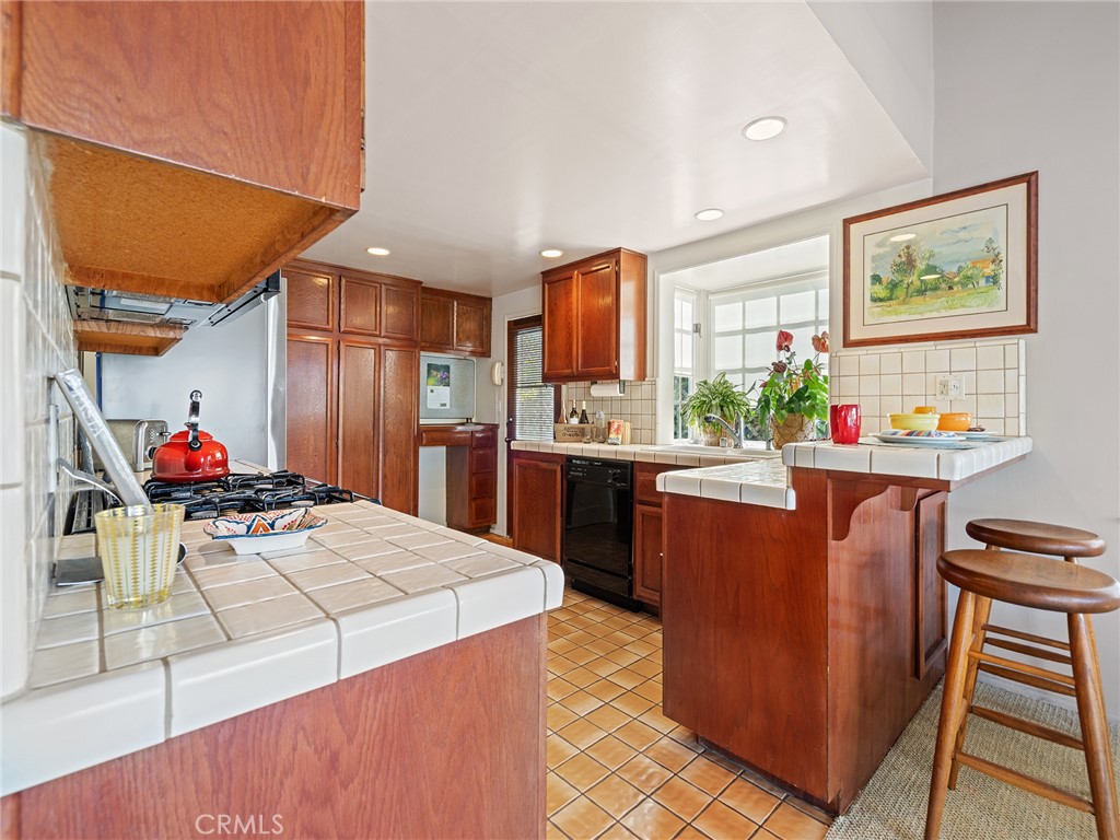 747 23rd Street Property Photo 11