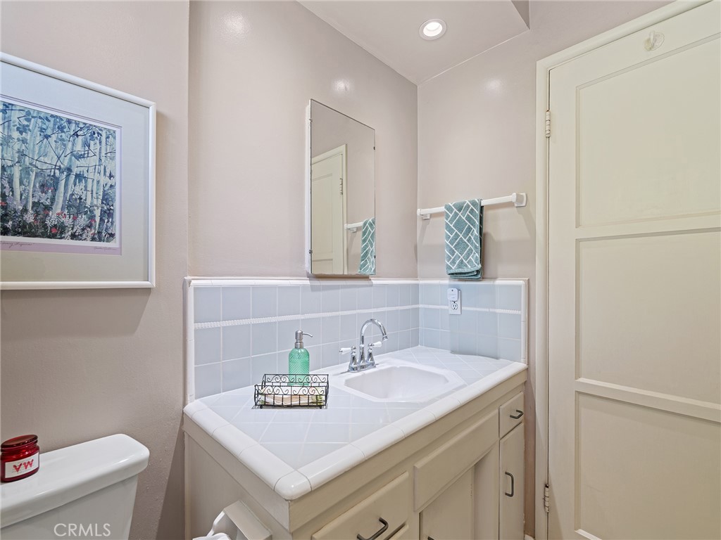 747 23rd Street Property Photo 16
