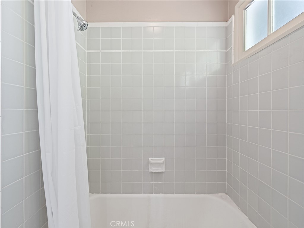 747 23rd Street Property Photo 17