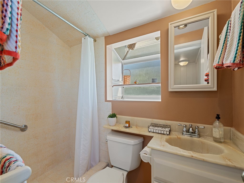 747 23rd Street Property Photo 20