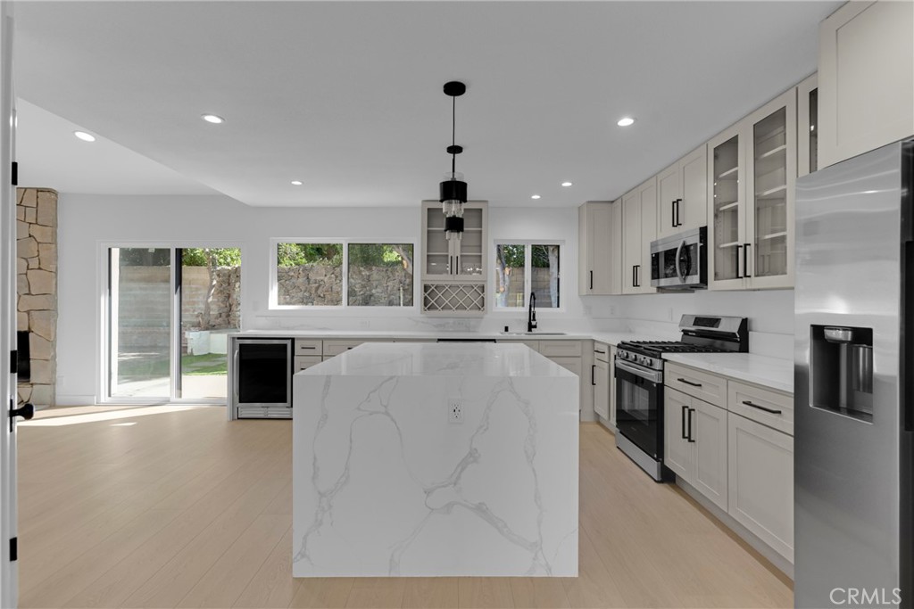 5922 Julian Lane Property Photo 10